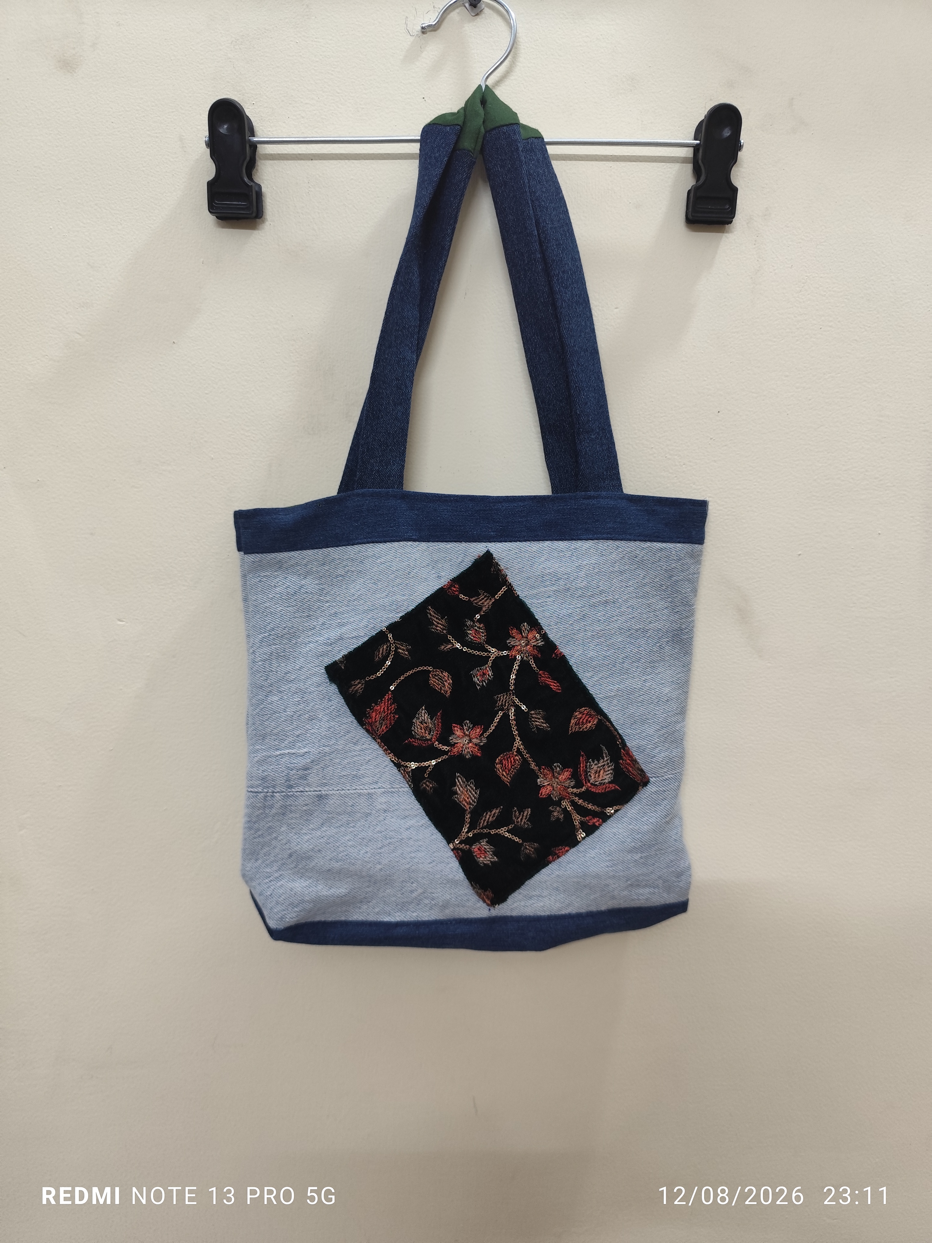 Denim Tote Bag DH-DTO-0002 — close-up of the craft