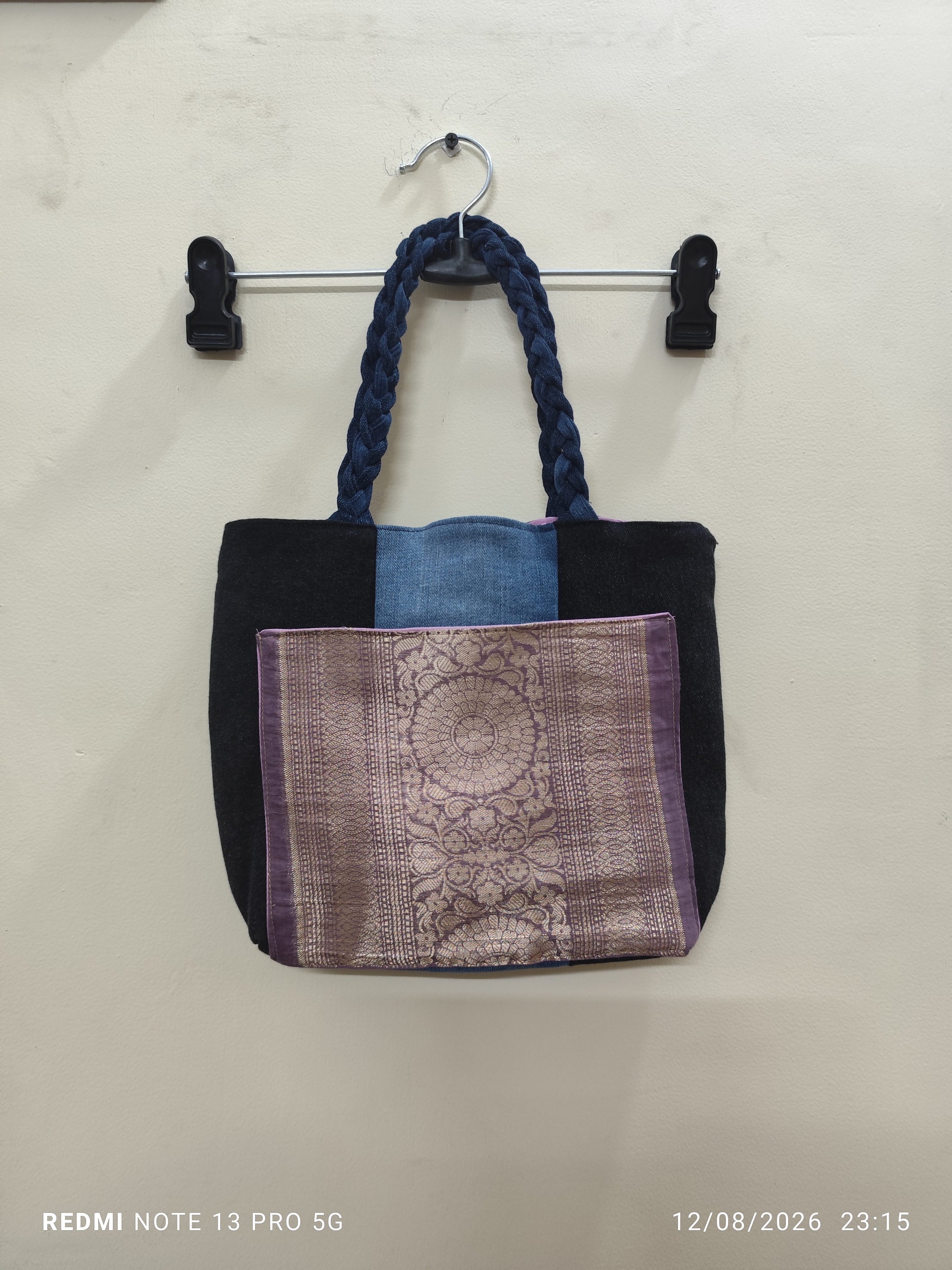 Denim Tote Bag DH-DTO-0003 — close-up of the craft