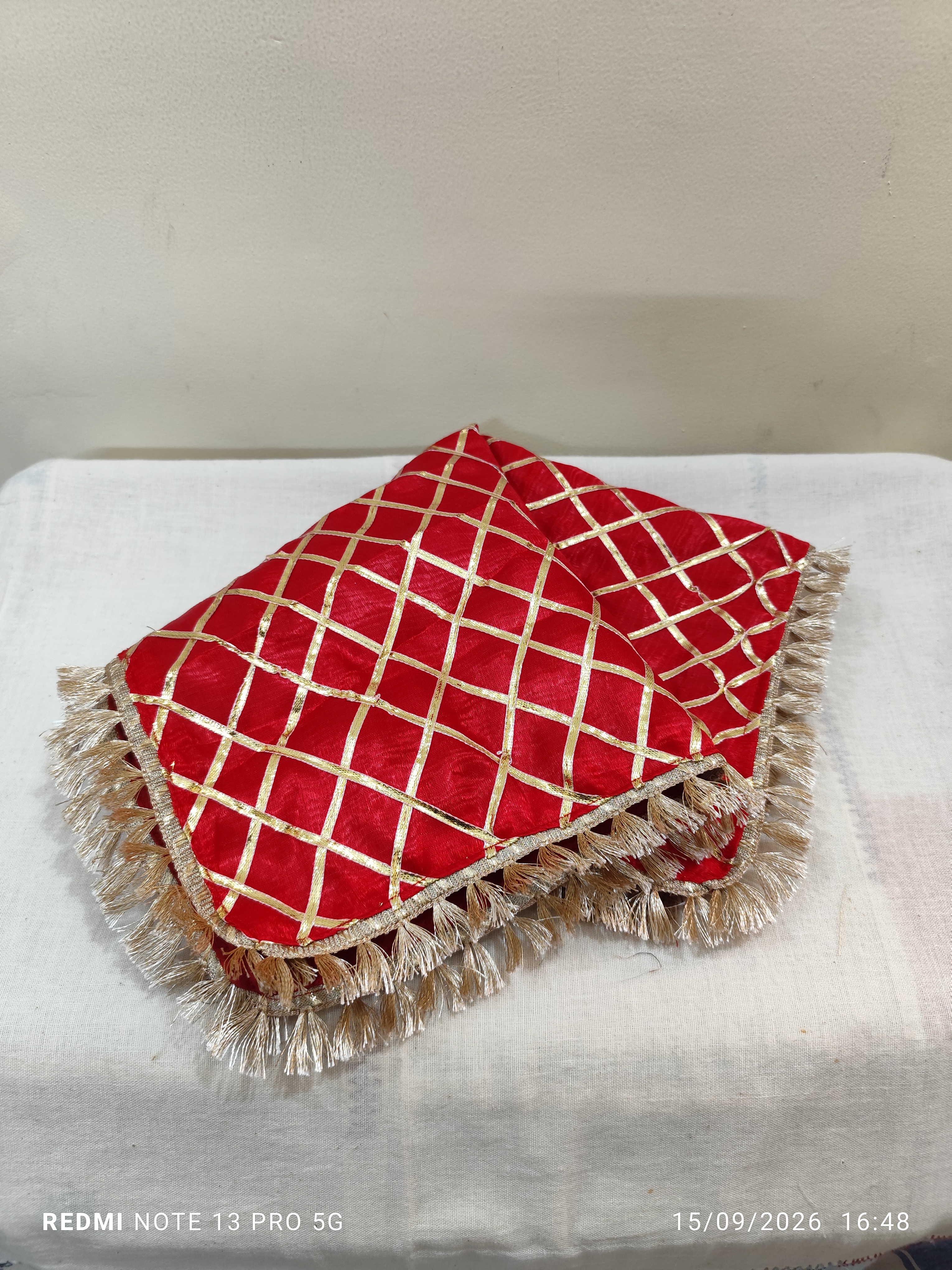 Pooja Thali Cover DH-PTC-0001 — close-up of the craft
