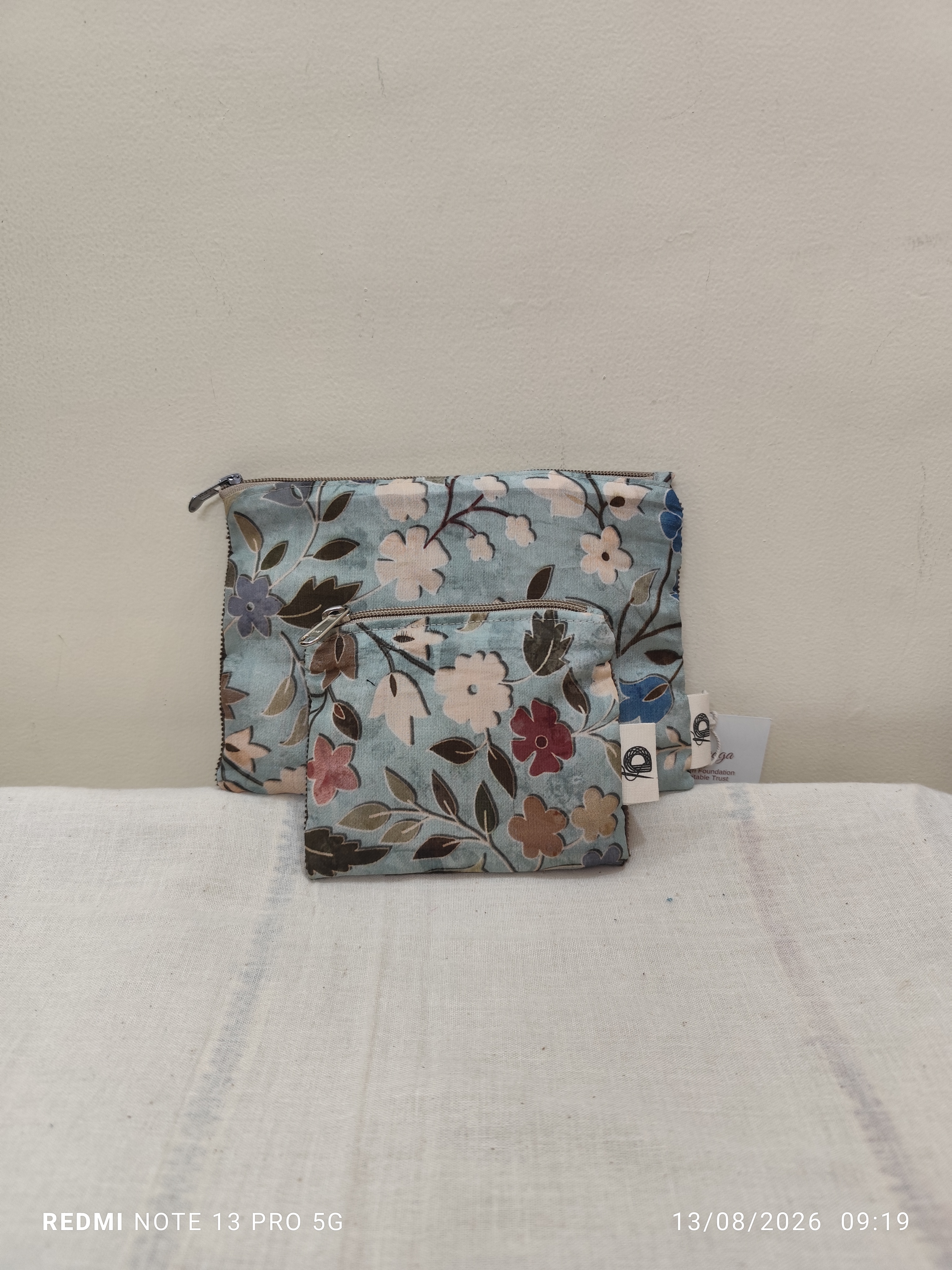 Zip Pouch Set DH-ZPO-0014 — close-up of the craft