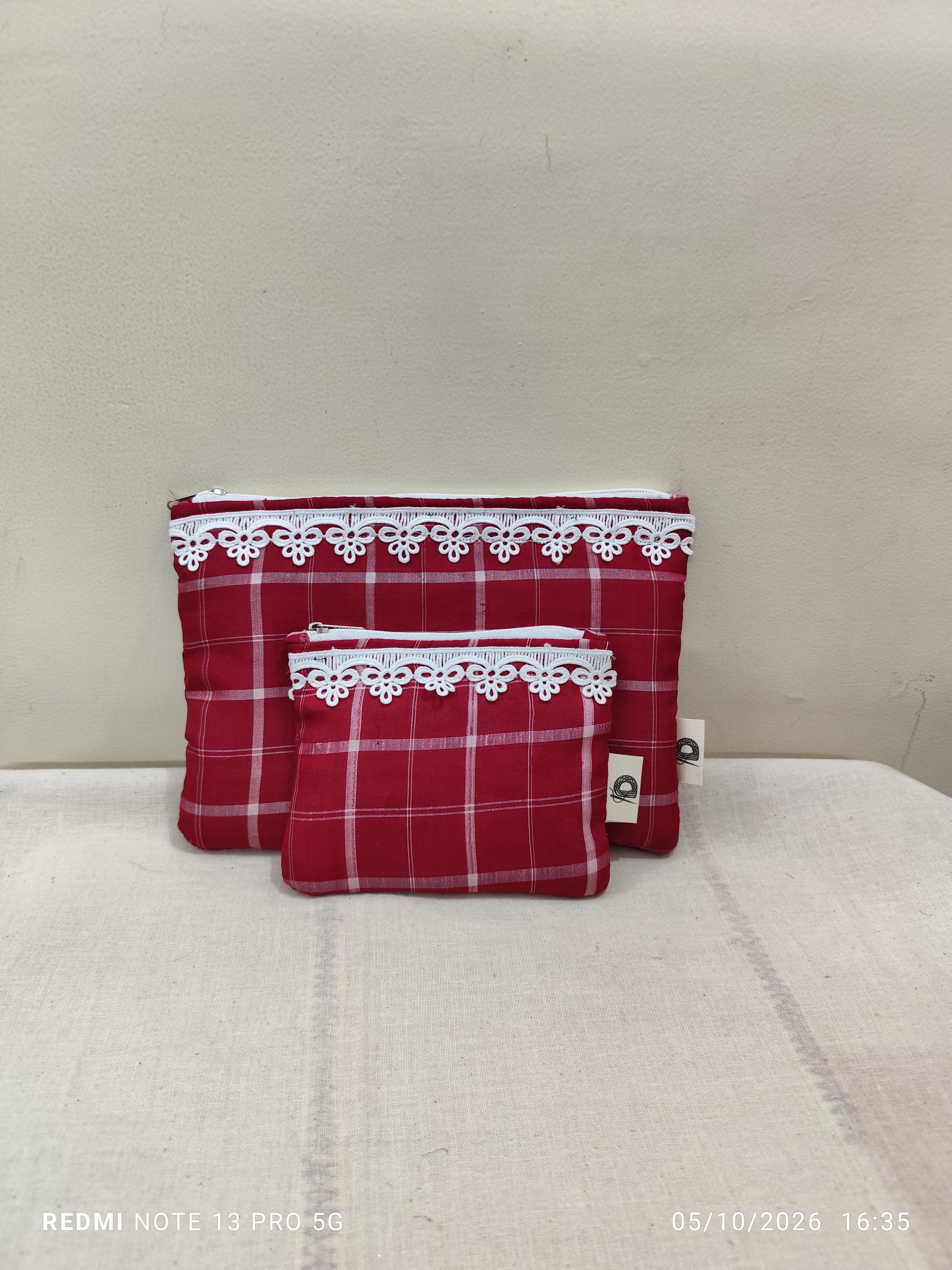 Zip Pouch Set DH-ZPO-0067 — close-up of the craft