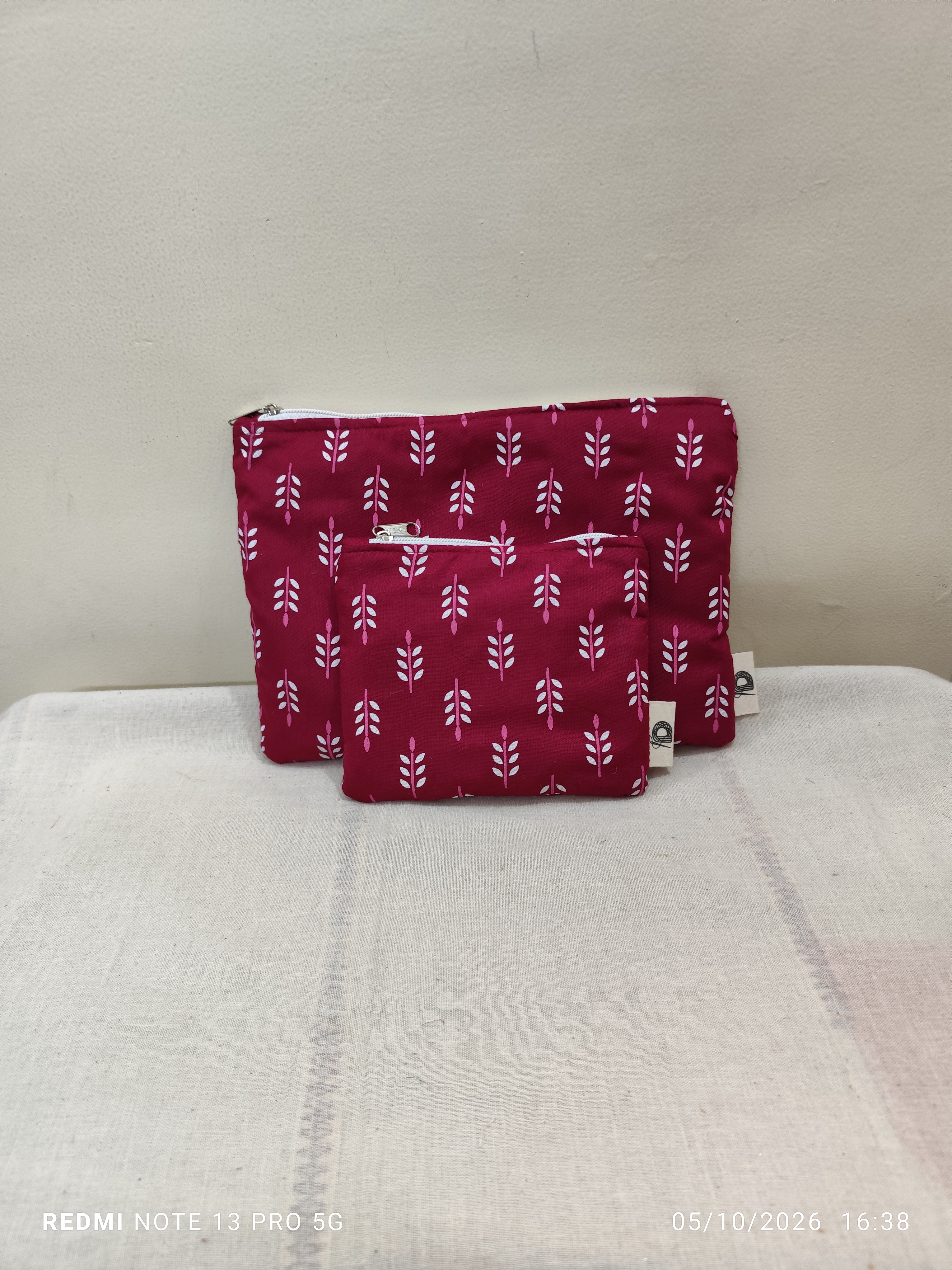 Zip Pouch Set DH-ZPO-0070 — close-up of the craft